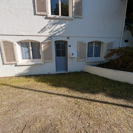 De La Bretiniere בית נופש *